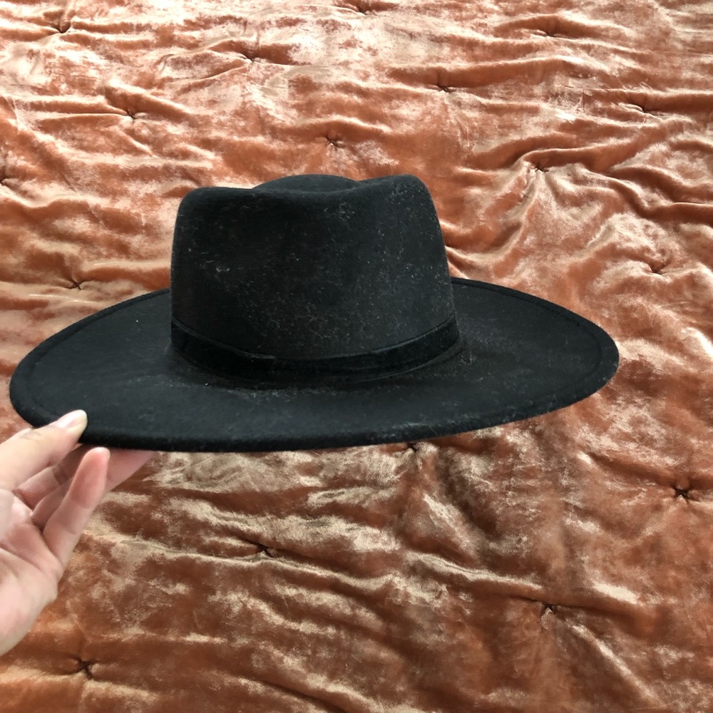 Fall wide brimmed hat
